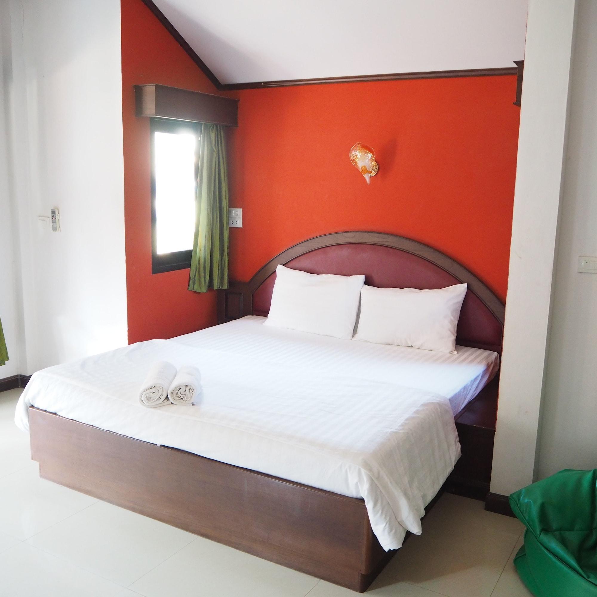 Needa Rock Resort Khanom Bagian luar foto
