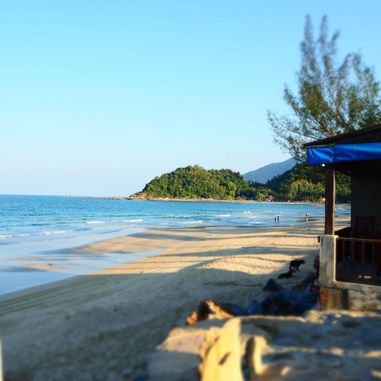 Needa Rock Resort Khanom Bagian luar foto