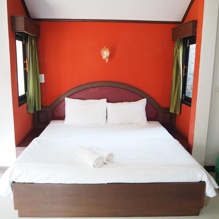 Needa Rock Resort Khanom Bagian luar foto