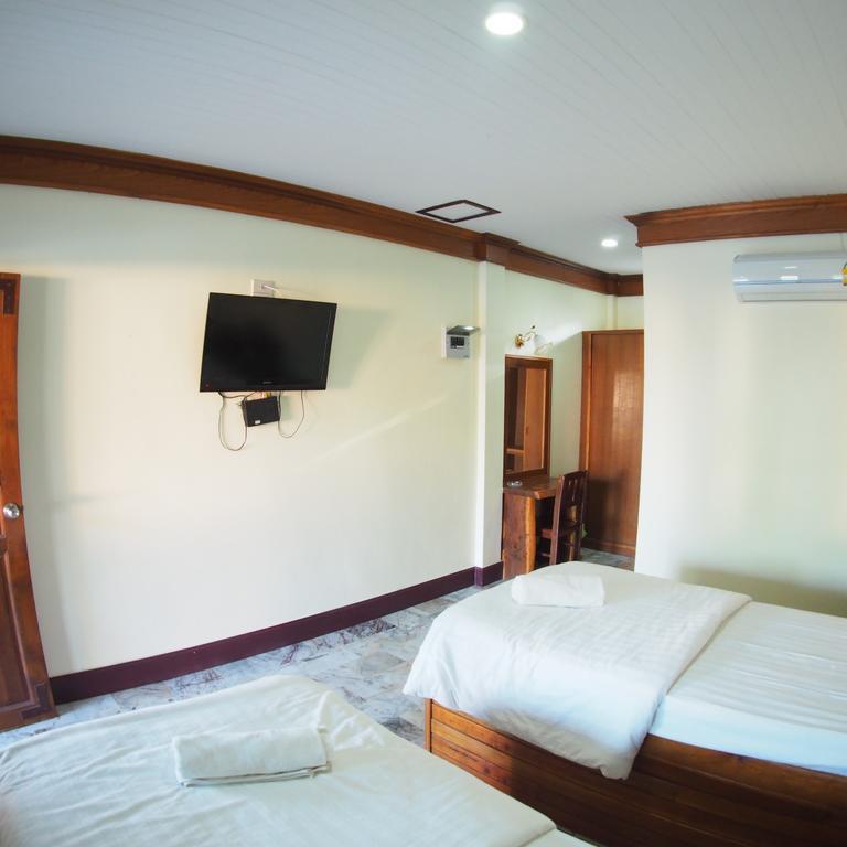 Needa Rock Resort Khanom Bagian luar foto