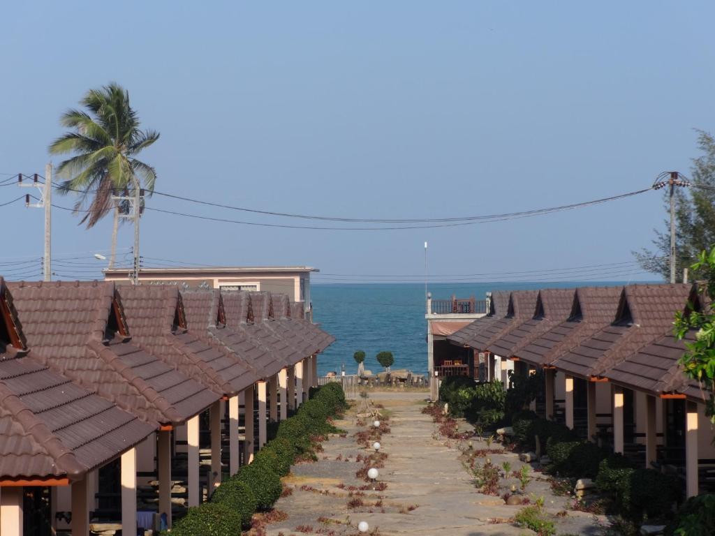 Needa Rock Resort Khanom Ruang foto